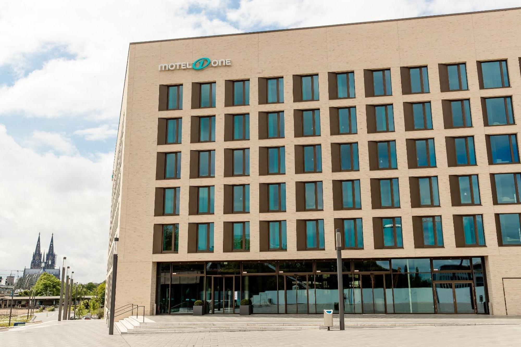 One Köln-messe Hotel